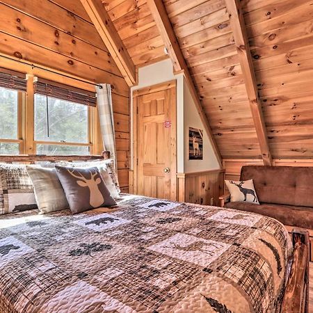 Cozy Cabin With Hot Tub In The Heart Of Pigeon Forge Βίλα Εξωτερικό φωτογραφία