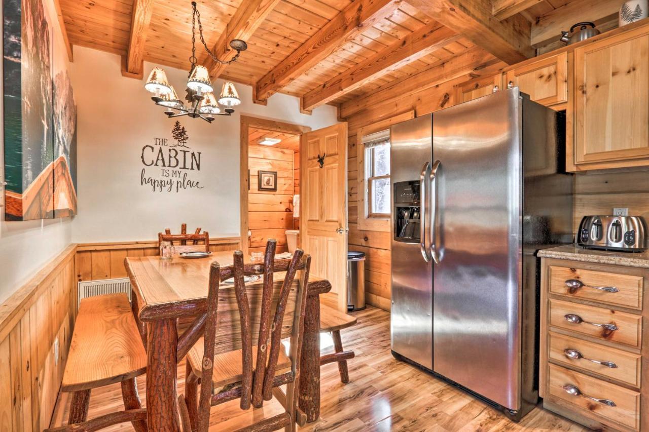 Cozy Cabin With Hot Tub In The Heart Of Pigeon Forge Βίλα Εξωτερικό φωτογραφία