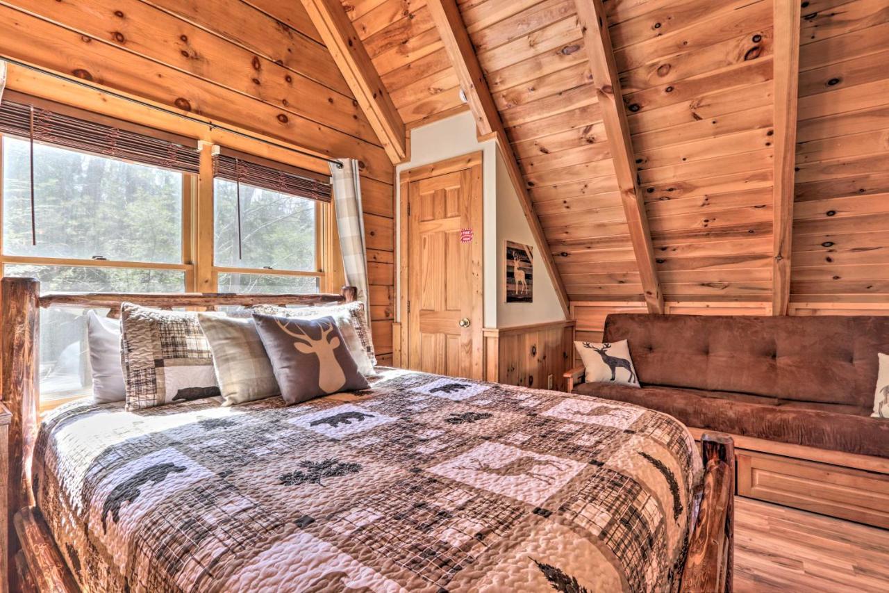 Cozy Cabin With Hot Tub In The Heart Of Pigeon Forge Βίλα Εξωτερικό φωτογραφία