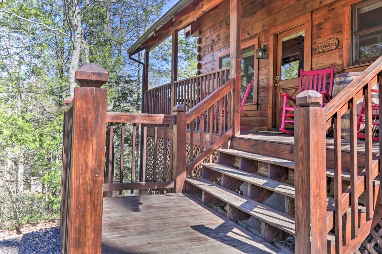 Cozy Cabin With Hot Tub In The Heart Of Pigeon Forge Βίλα Εξωτερικό φωτογραφία